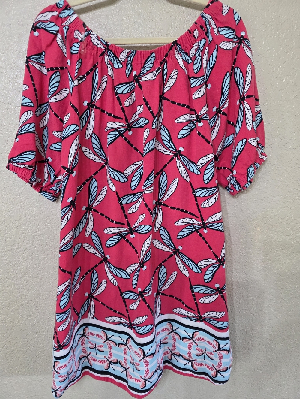 crown & ivy Linen Pink Off-Shoulder Puff Sleeve Linen Dragonfly Print Dress - Picture 4 of 5